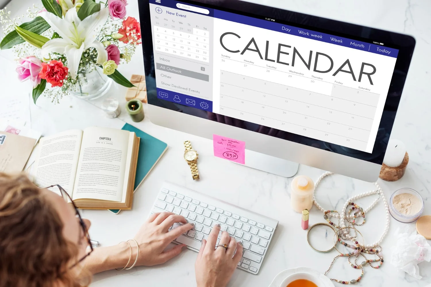 5 Effective Strategies to Discover Content Ideas for Social Media in 2024 4 Free photo calendar date organizer planner concept